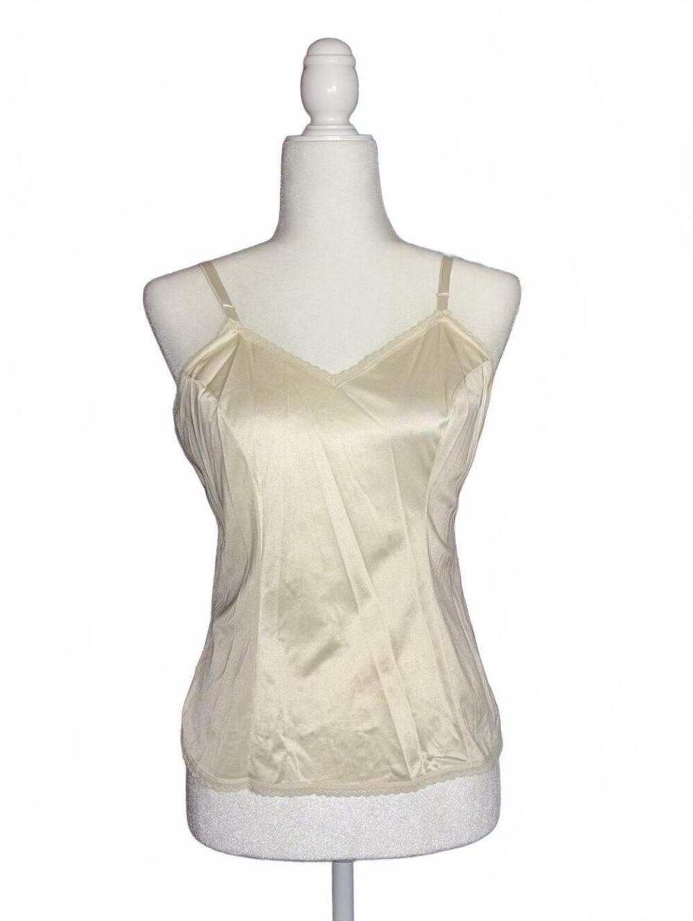 VINTAGE Vanity Fair dainty Ivory 100% Nylon cami